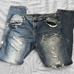 Men's Blue Distressed Relaxed Jeans